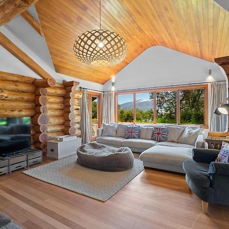 ワナカ The Log Houseヴィラ エクステリア 写真