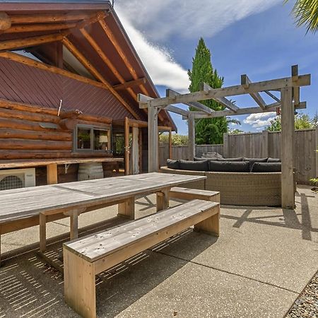 ワナカ The Log Houseヴィラ エクステリア 写真